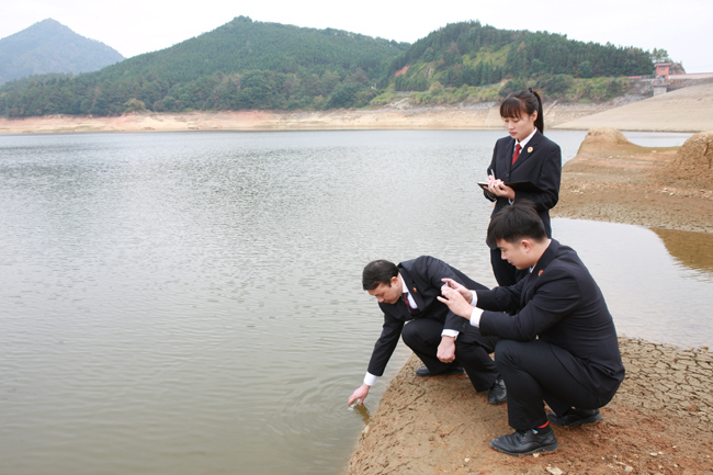 永丰县检察院公益诉讼助力防治水污染 水污染治理成效显著