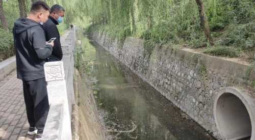 洛阳市洛龙区翠云路街道办事处 强化日常巡河机制，筑牢水污染防治屏障